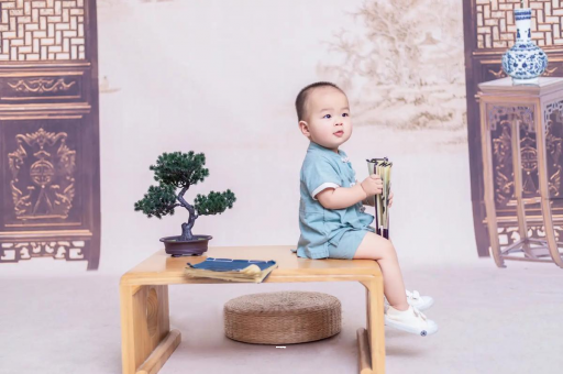 安宁孕妇几个月胸部变大